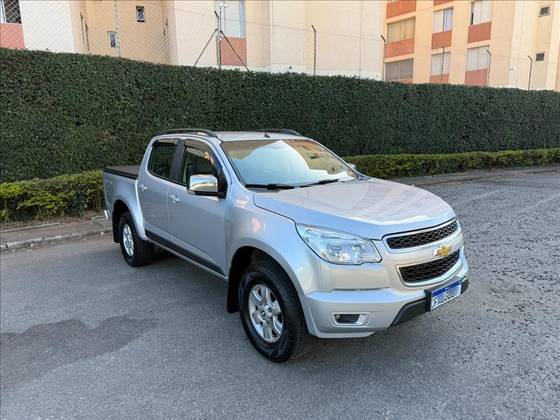 CHEVROLET S10 2.8 LT 4X4 CD 16V TURBO DIESEL 4P MANUAL CHEVROLET S10 2.8 LT 4X4 CD 16V TURBO DIESEL 4P MANUAL